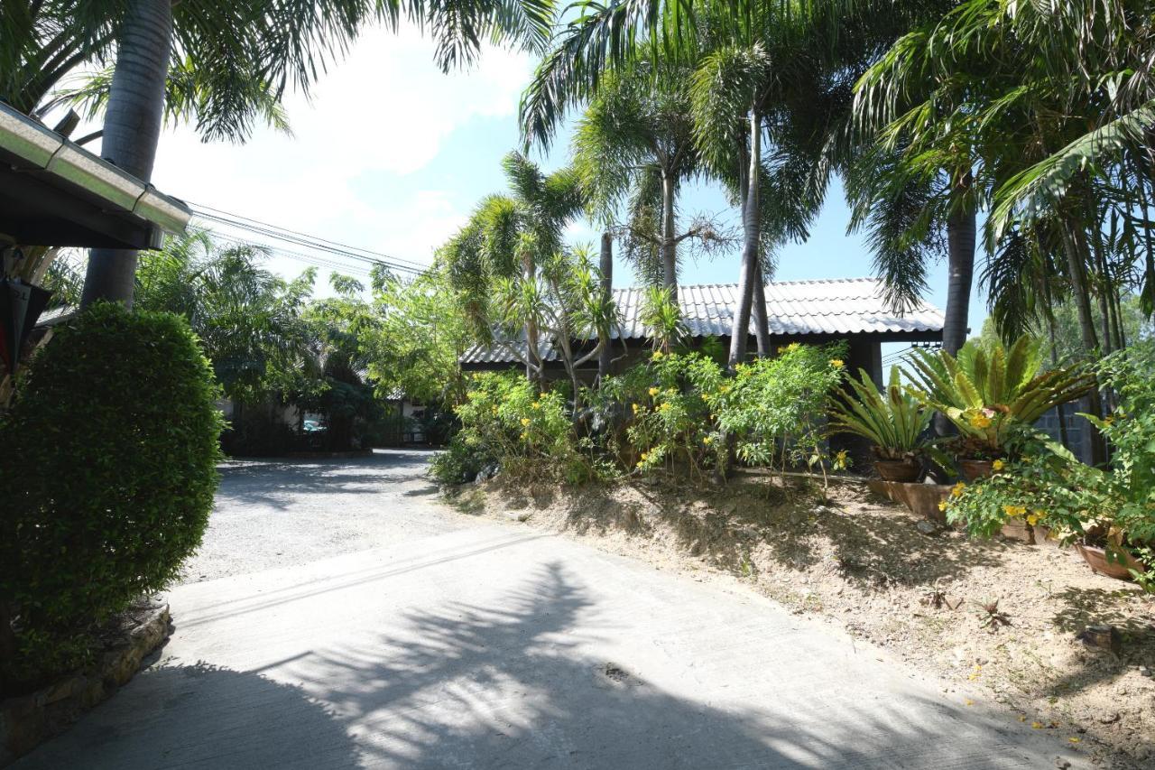 Oyo 522 Waaina Resort Rayong Luaran gambar